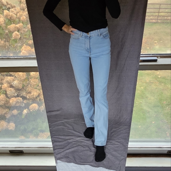 Zara Light Blue Mid-Rise Straight Leg Jeans Size 6 - Picture 1 of 14